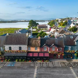 The Huntsman Hotel